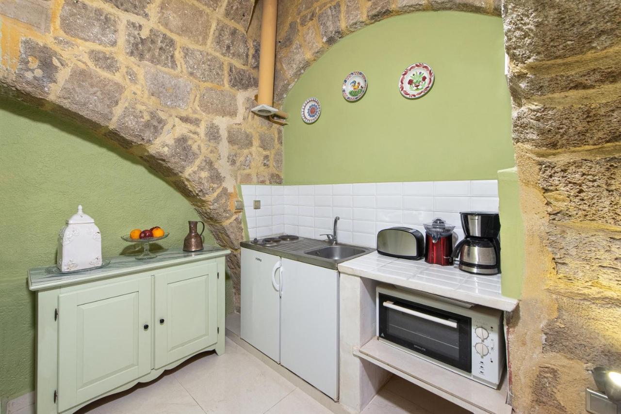 Studio Astero Rhodes City ภายนอก รูปภาพ
